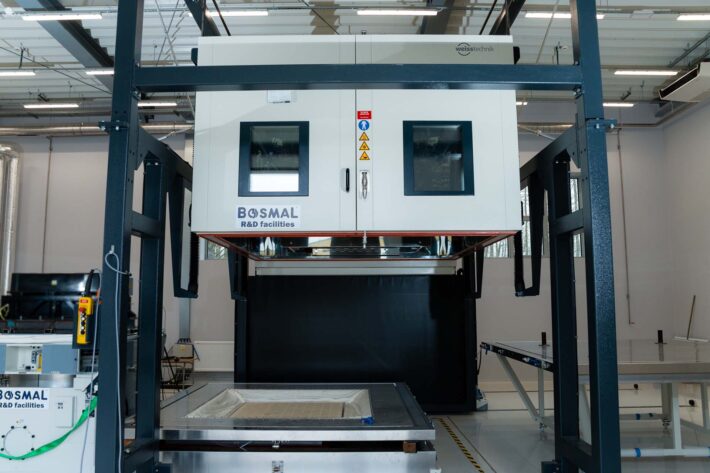 System wibracyjny 125 kN - komora klimatyczna